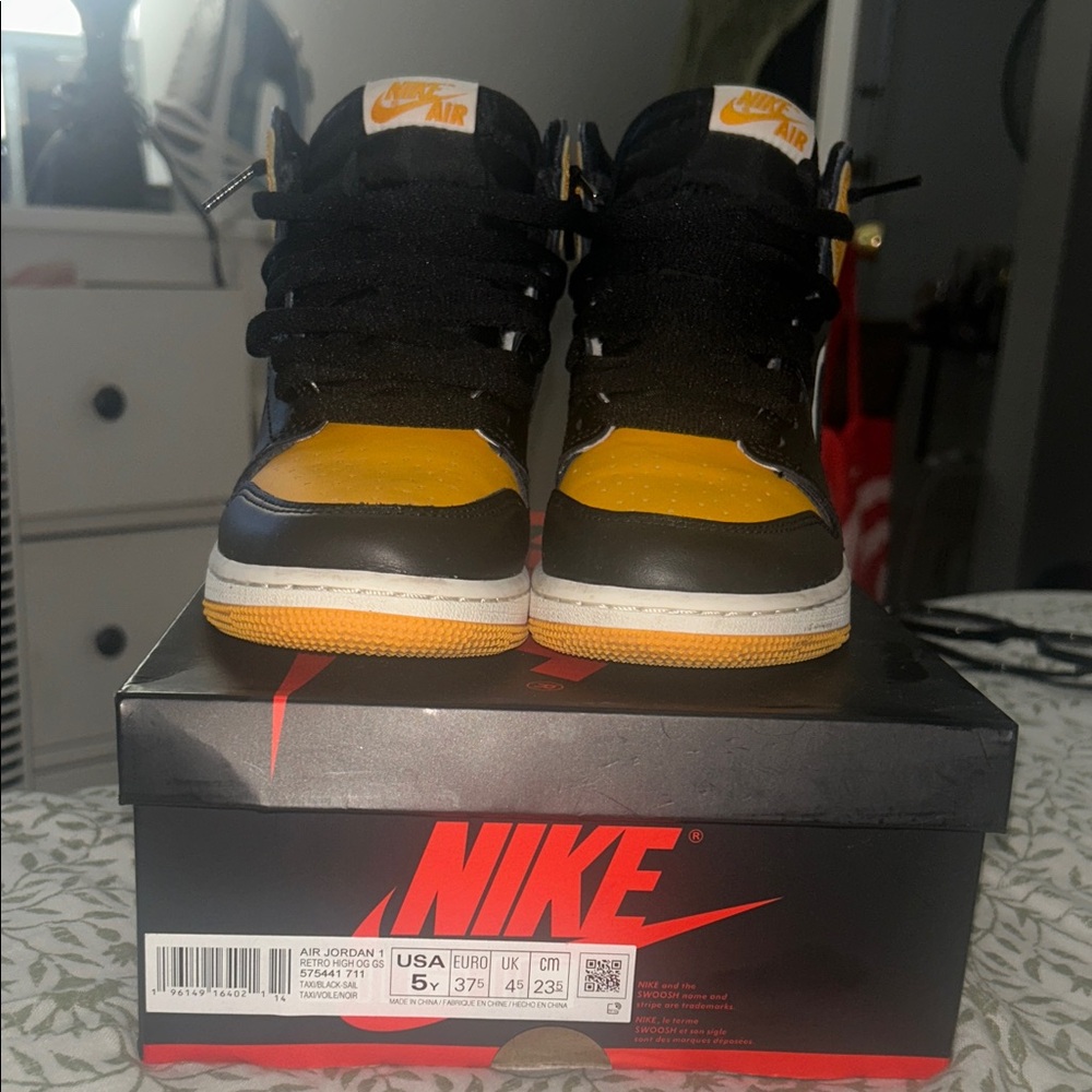 Nike Air Jordan 1 Taxi’s